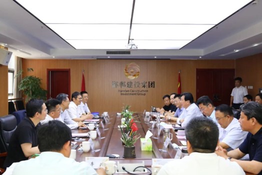 中石油天然氣銷售河北公司黨委書(shū)記、執(zhí)行董事徐文滿一行到邯鄲建投集團(tuán)調(diào)研指導(dǎo)工作